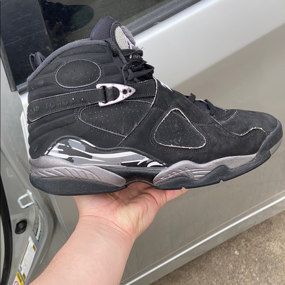Jordan Retro 8 Chrome’s - Picture 3 of 5